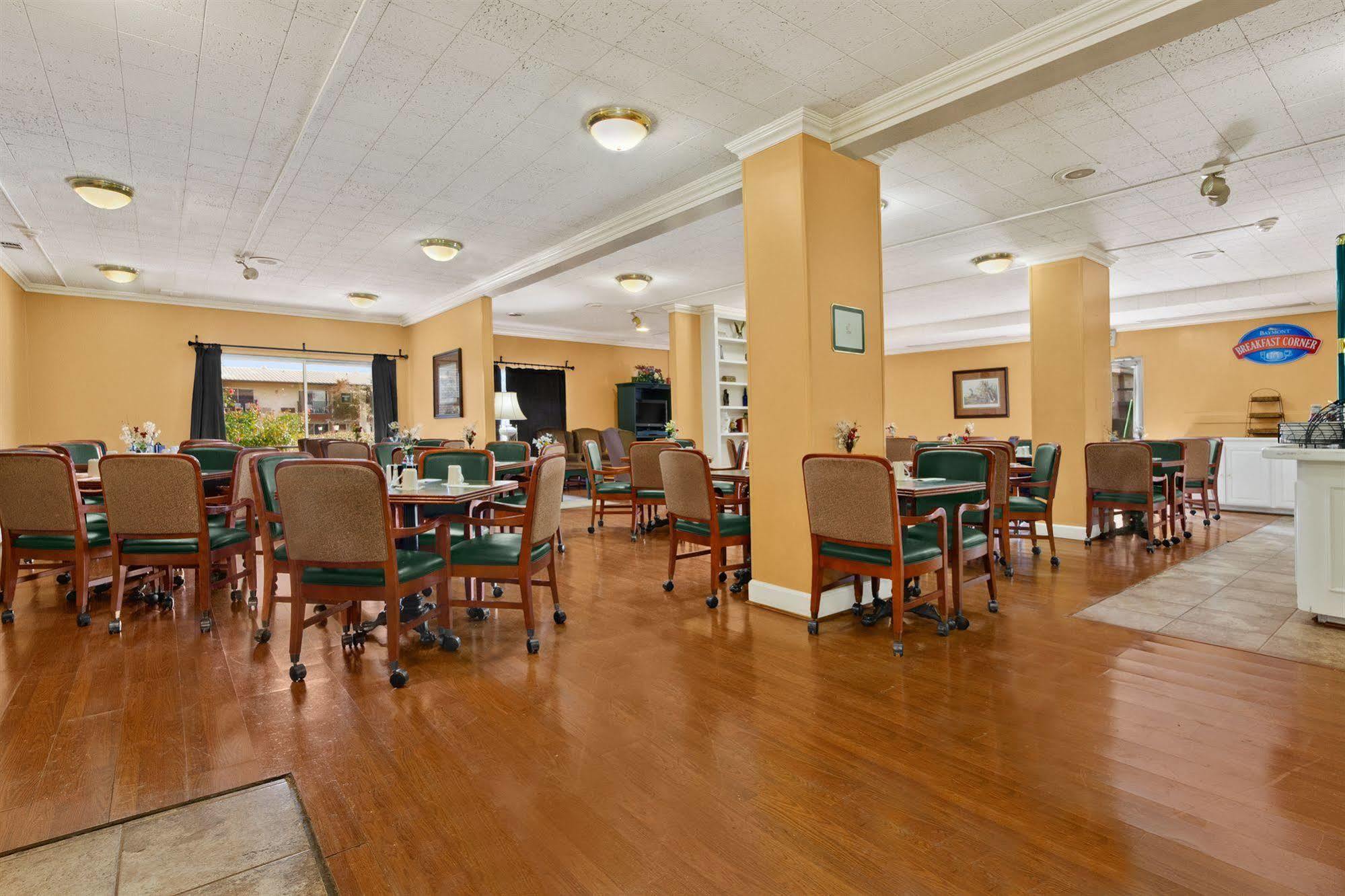 Baymont Inn And Suites Shreveport Airport Exterior photo